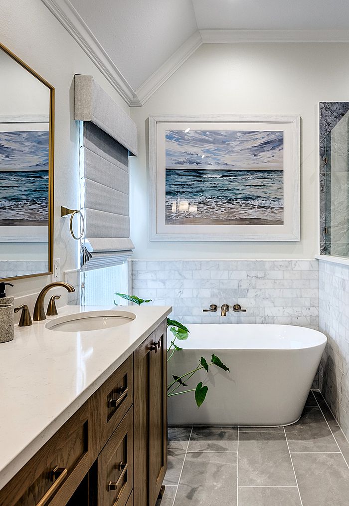 Transforming an Outdated Bathroom