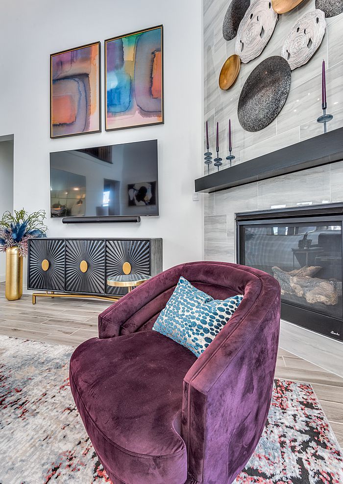 Vibrant Family Room